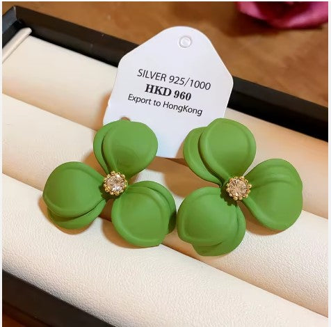 boucles-premium-pour-toutes-les-fetes-t-occasions-magnifiques-et-styles-ces-bijoux-sont-ideales-pour-tous-vos-looks
