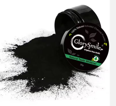 poudre-blanchissante-au-charbon-naturel-glorsmile-pour-vous-procurez-des-dents-eclatantes-et-une-haleine-fraihe